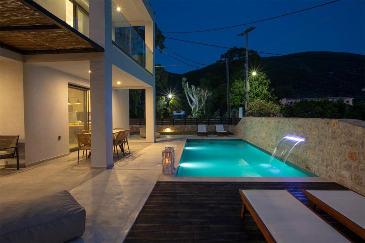 Seascape Villas Vassiliki - Beachfront Villas מראה חיצוני תמונה