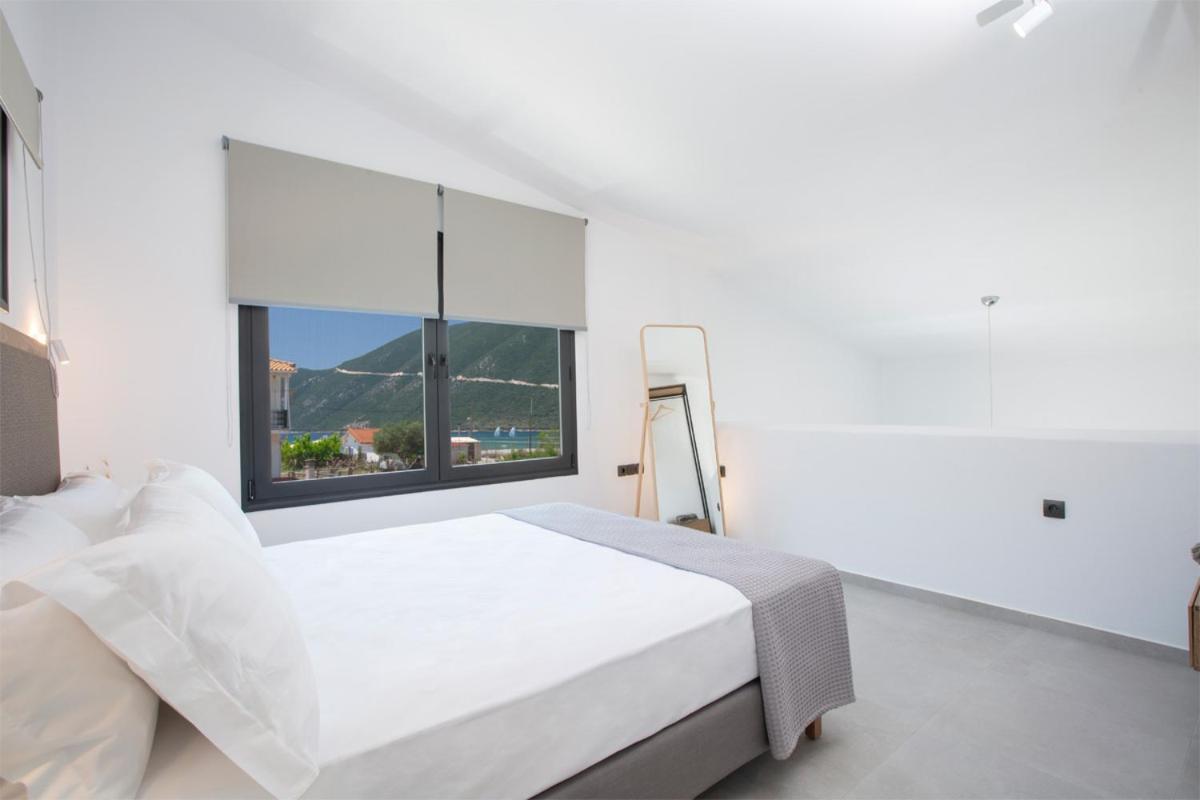 Seascape Villas Vassiliki - Beachfront Villas מראה חיצוני תמונה